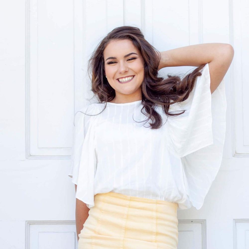 Meet your Posher, Alexandra